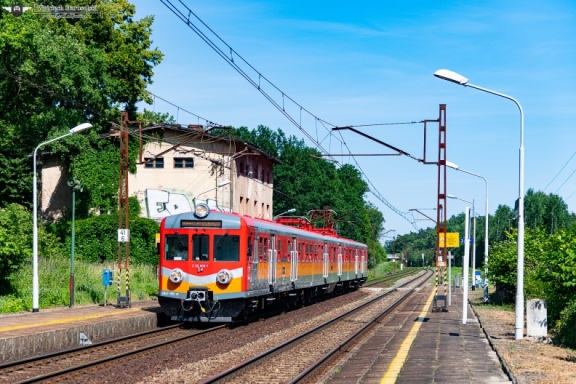 EN57-1160