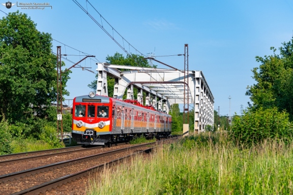 EN57-1160