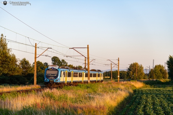 EN57AKŚ-892