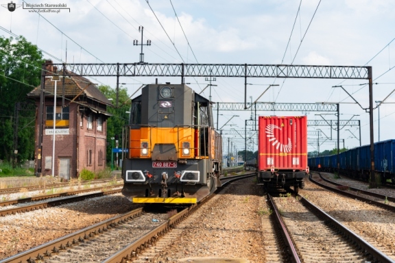 740 887-5